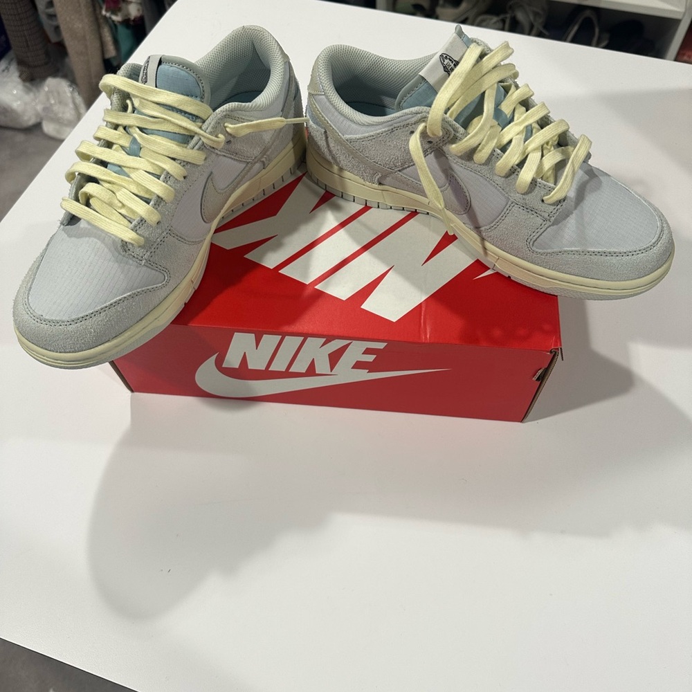 Men’s 8.5 Nike Dunk Low Gone Fishing